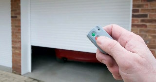 Купить автоматику для рулонных ворот Каменка, цена от 2752 руб.