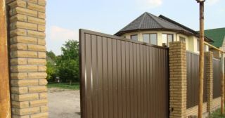 Купить откатные ворота из профнастила Каменка, цена от 1766 руб.